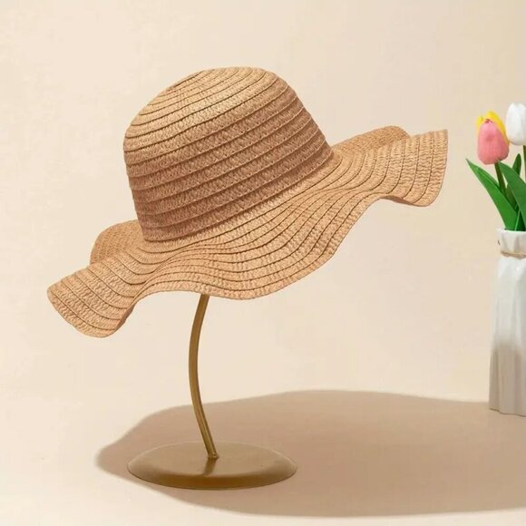Accessories - Stylish Wide Brim Straw Hat